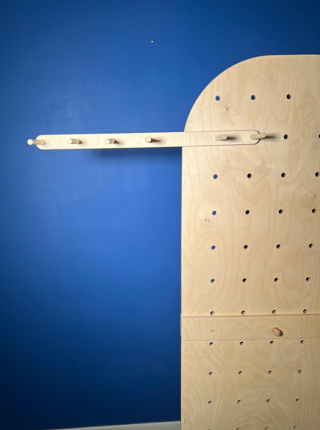 Peg Extension for Summit floor Display, Summit Floor Peg Board, & Summit Large tabletop display.  Extended arm giving you 4 more pegs.